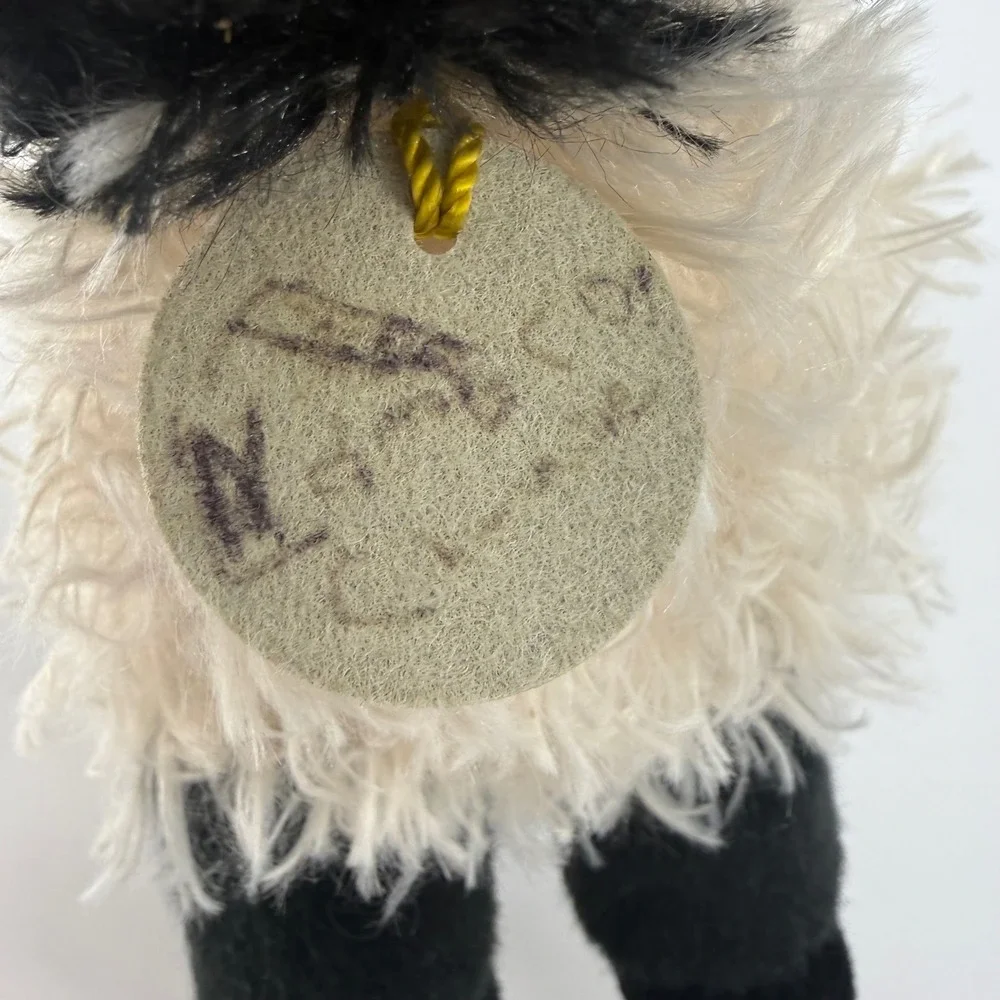 Aurora Miyoni Tots 8.5in Suffolk Lamb Plush Black Face Cream Fleece 26365